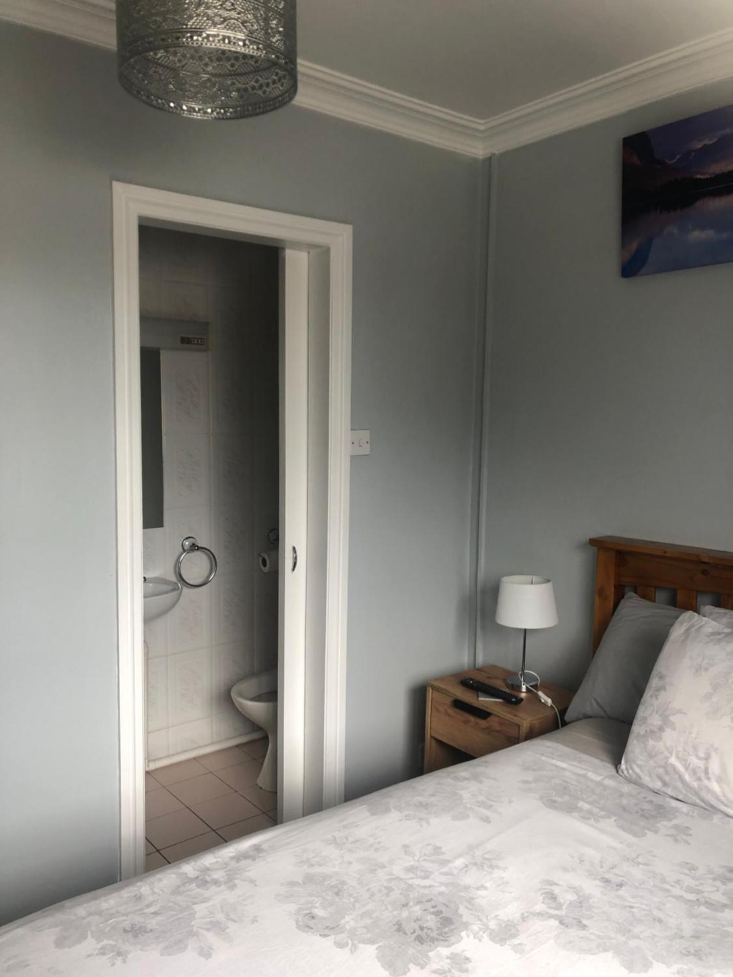 Manorlodge 特拉利 外观 照片
